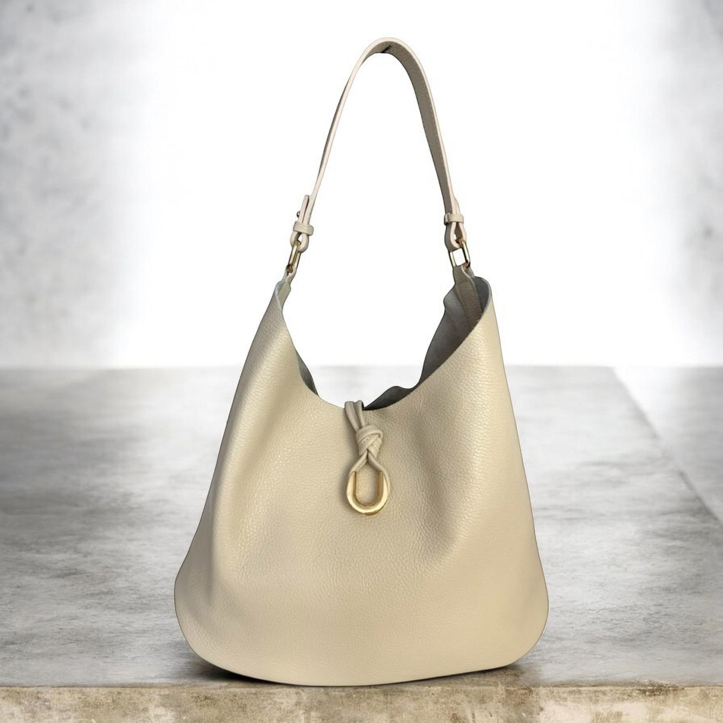 Classic Hobo Leather Bag – Ivory