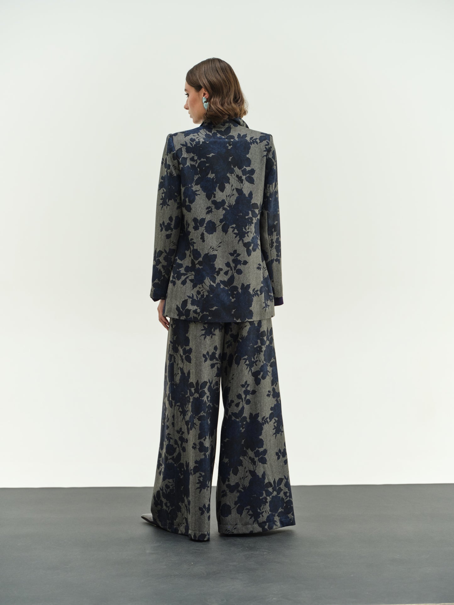CHICARD OVERSIZED FLORAL JACKET