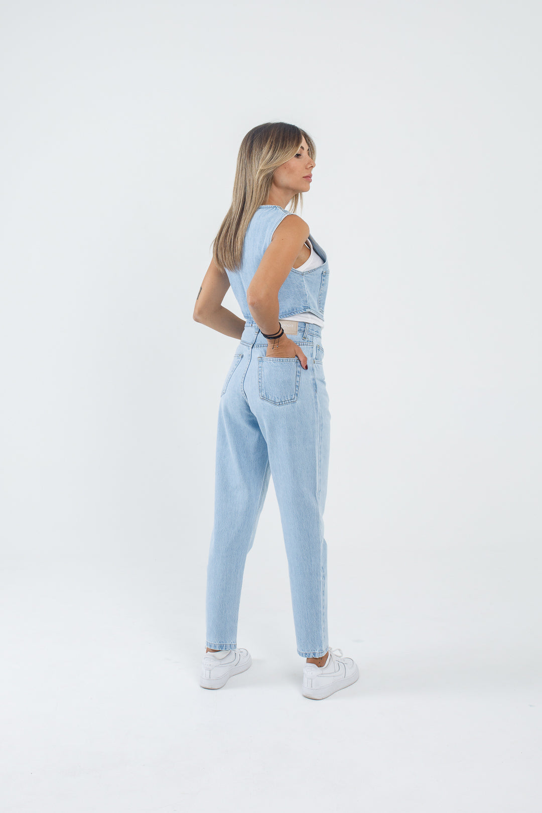 INDIGO JEANS Marilena Buttons