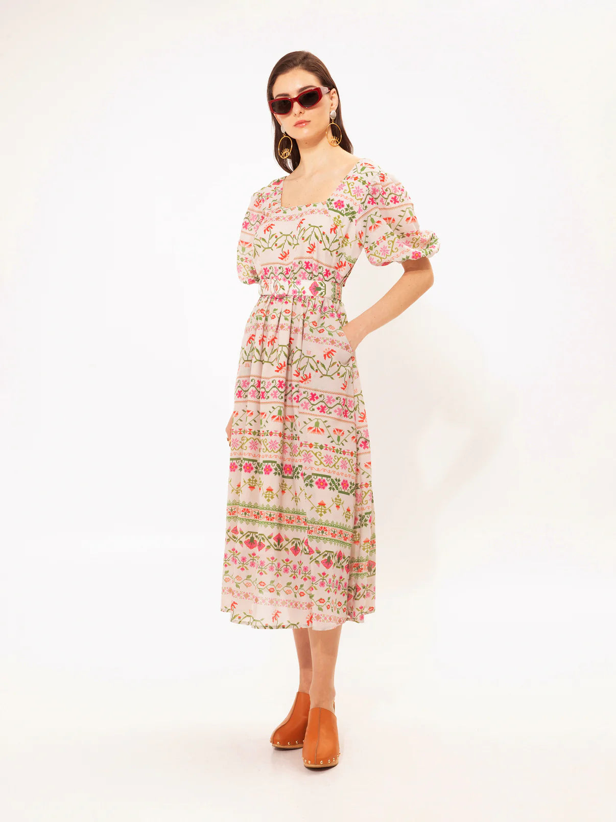 WE__ARE
SQUARE-NECK MIDI DRESS FOLKLORE