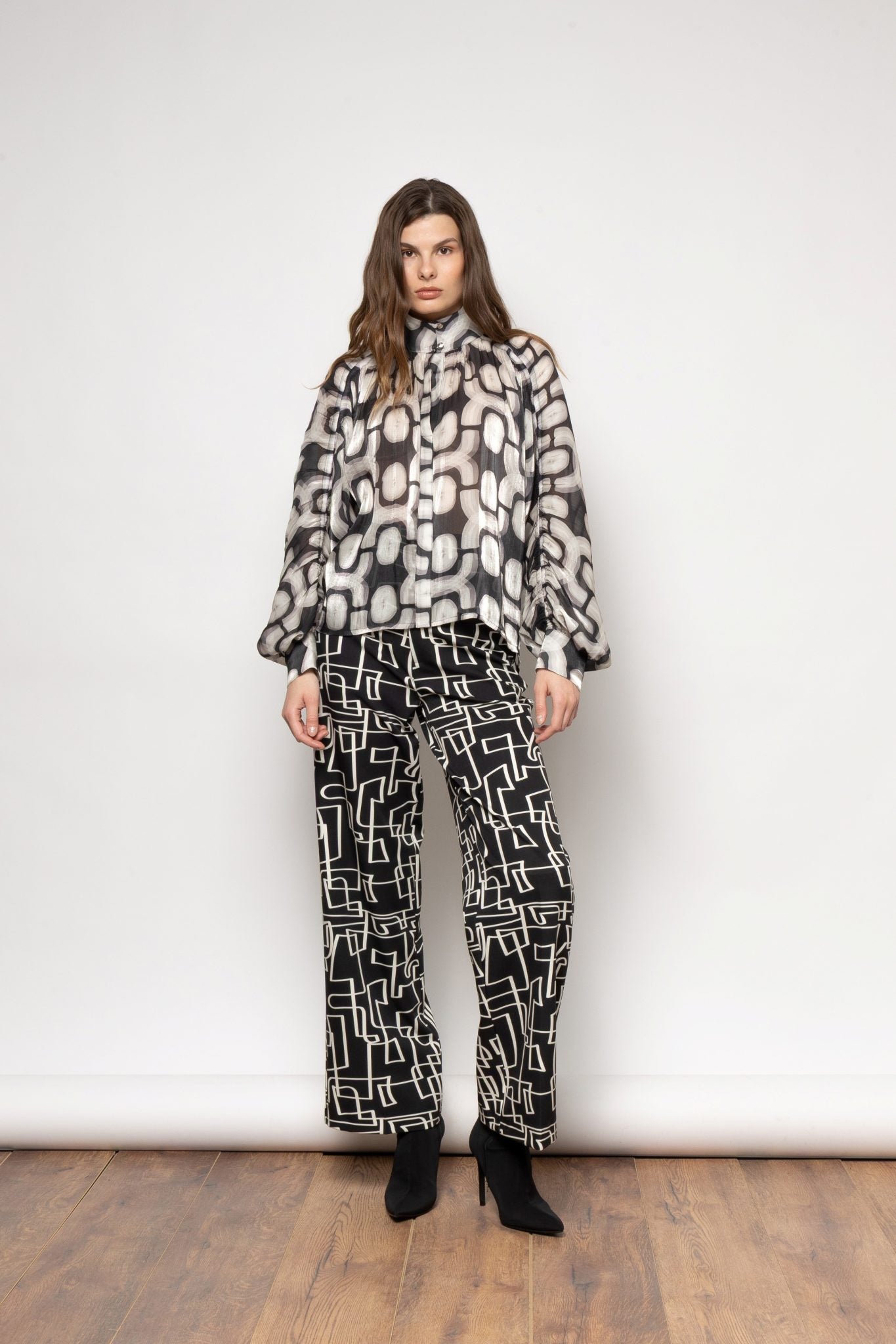 Nema Resort Wear “Reginie” Shirt
