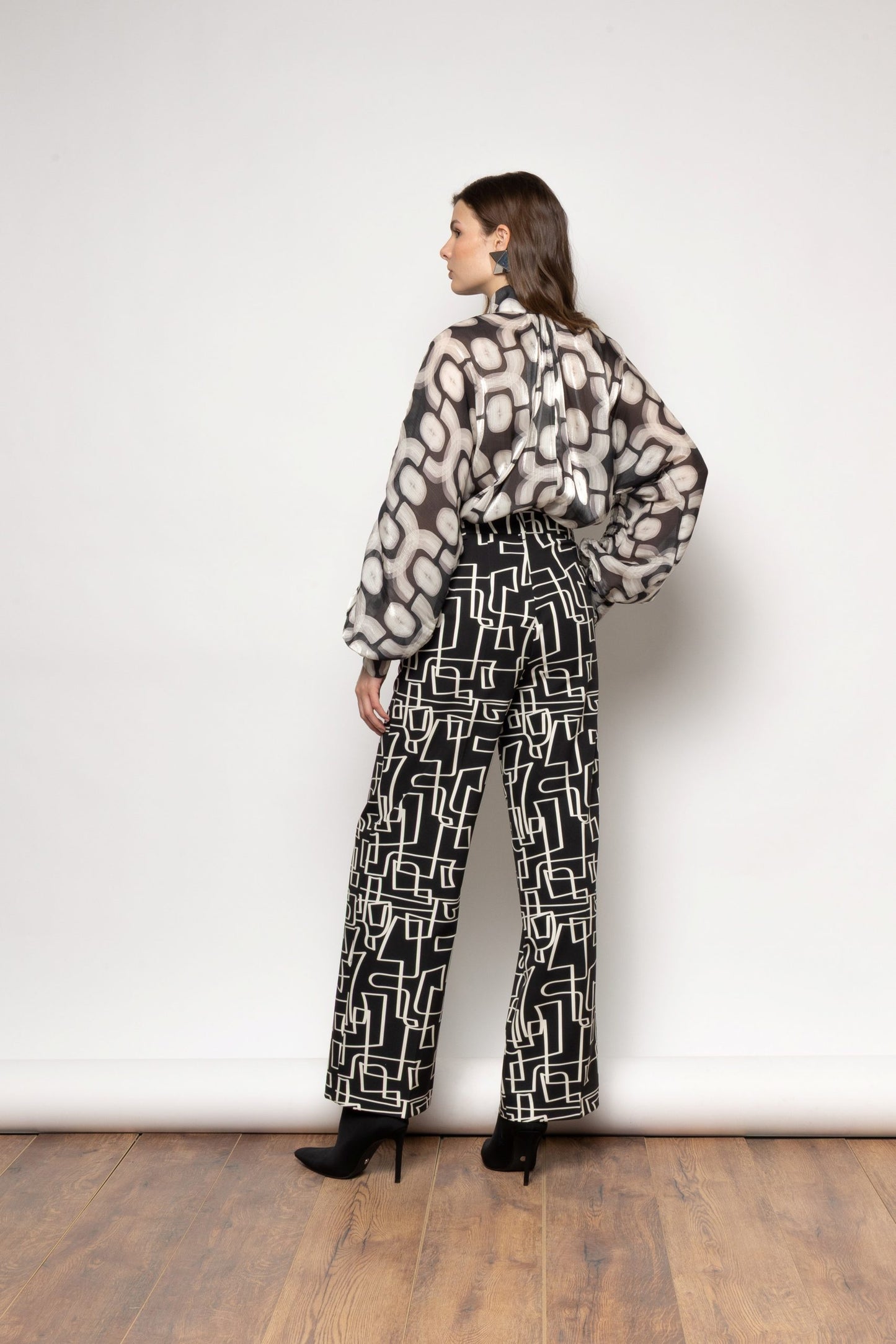 Nema Resort Wear “Reginie” Shirt