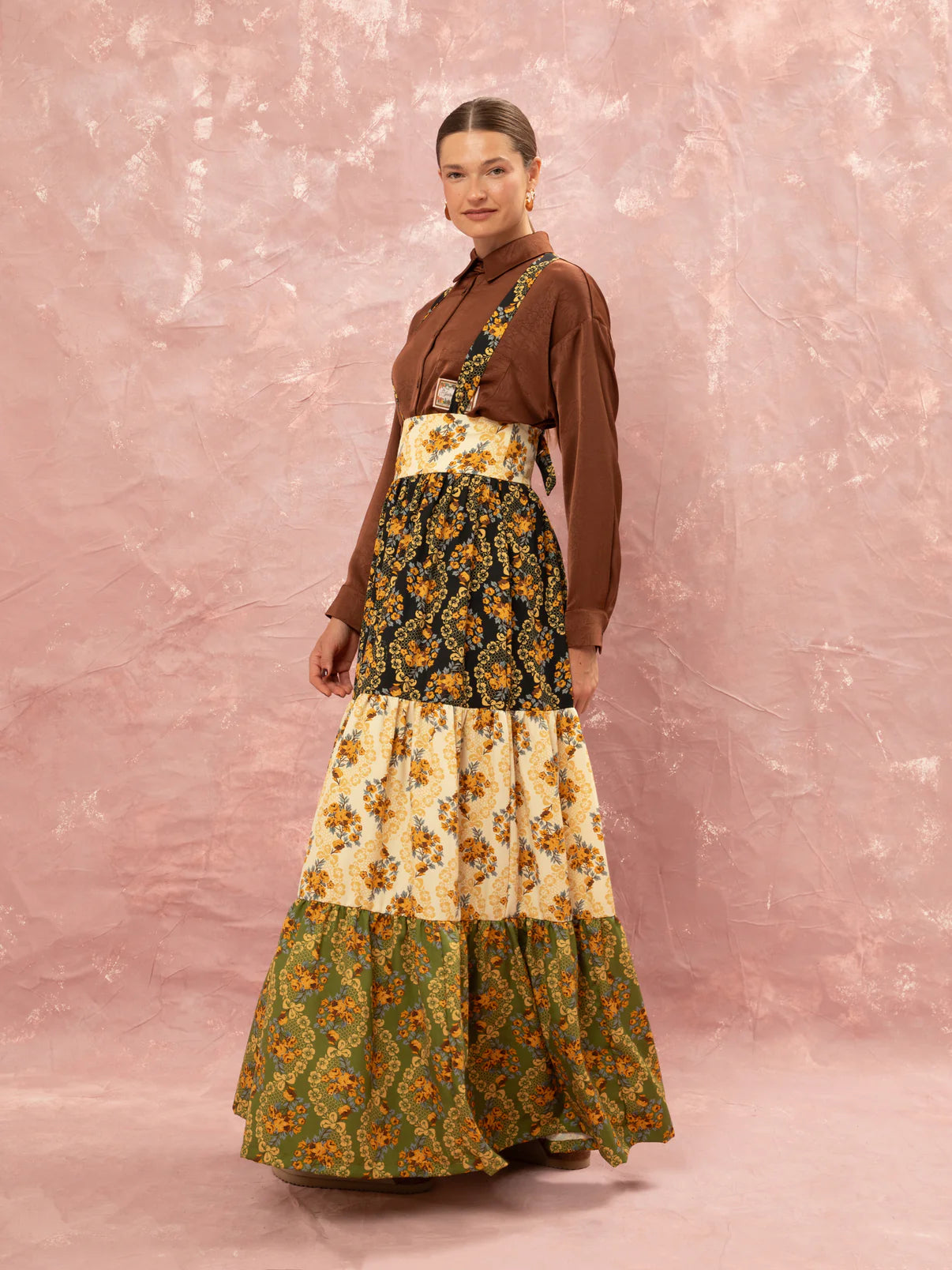 WE__ARE
TIERED MAXI SUSPENDER SKIRT - LACE BOUQUET