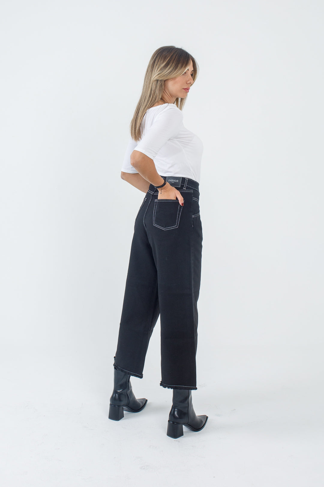 INDIGO JEANS Zina black