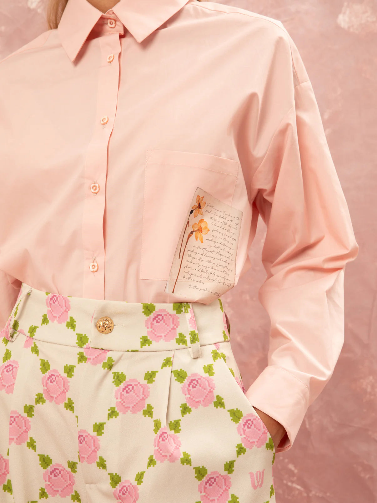 WE__ARE
PLEATED CLASSIC PANTS - ROSES