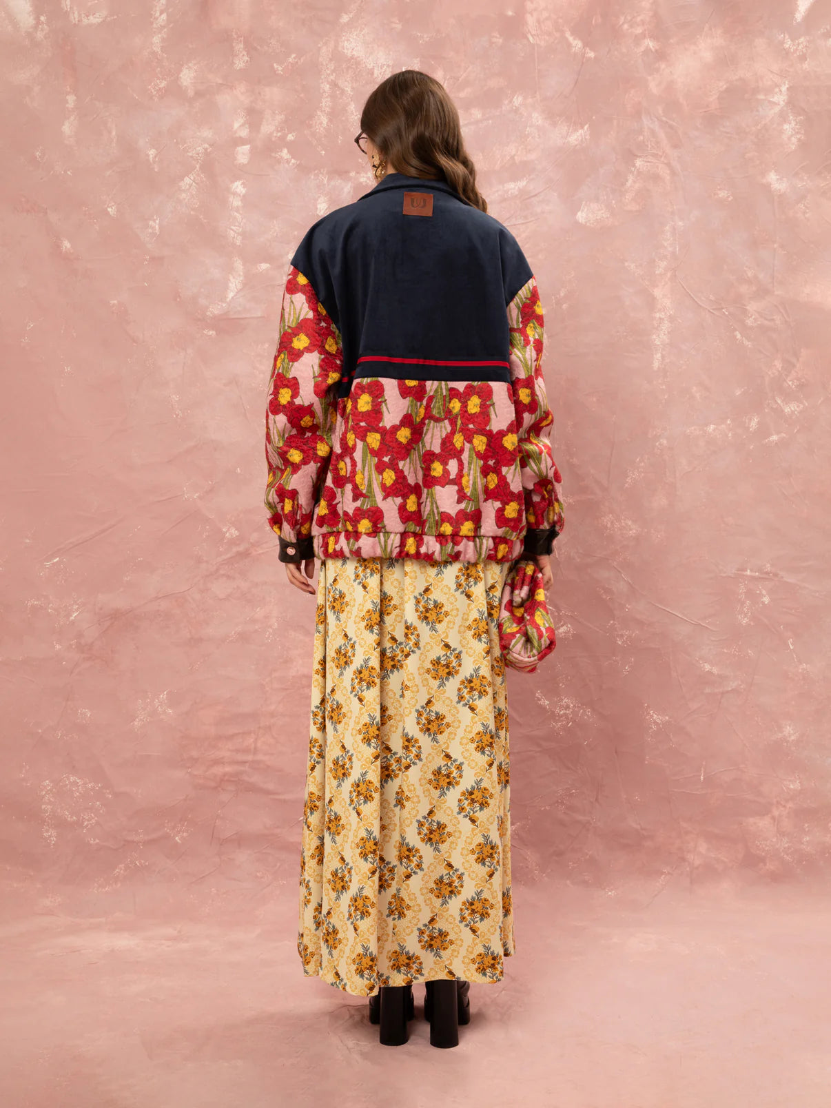 WE__ARE
BOMBER JACKET - NARCISSUS PINK