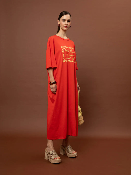 WE__ARE
OVERSIZED MAXI T-SHIRT-DRESS RED