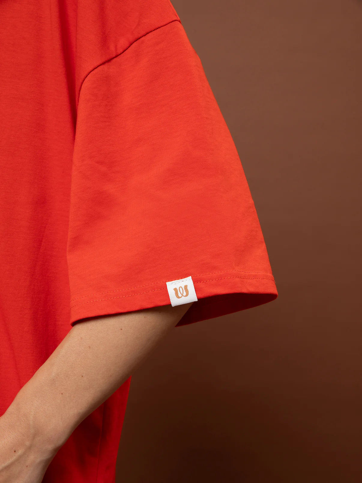 WE__ARE
OVERSIZED MAXI T-SHIRT-DRESS RED