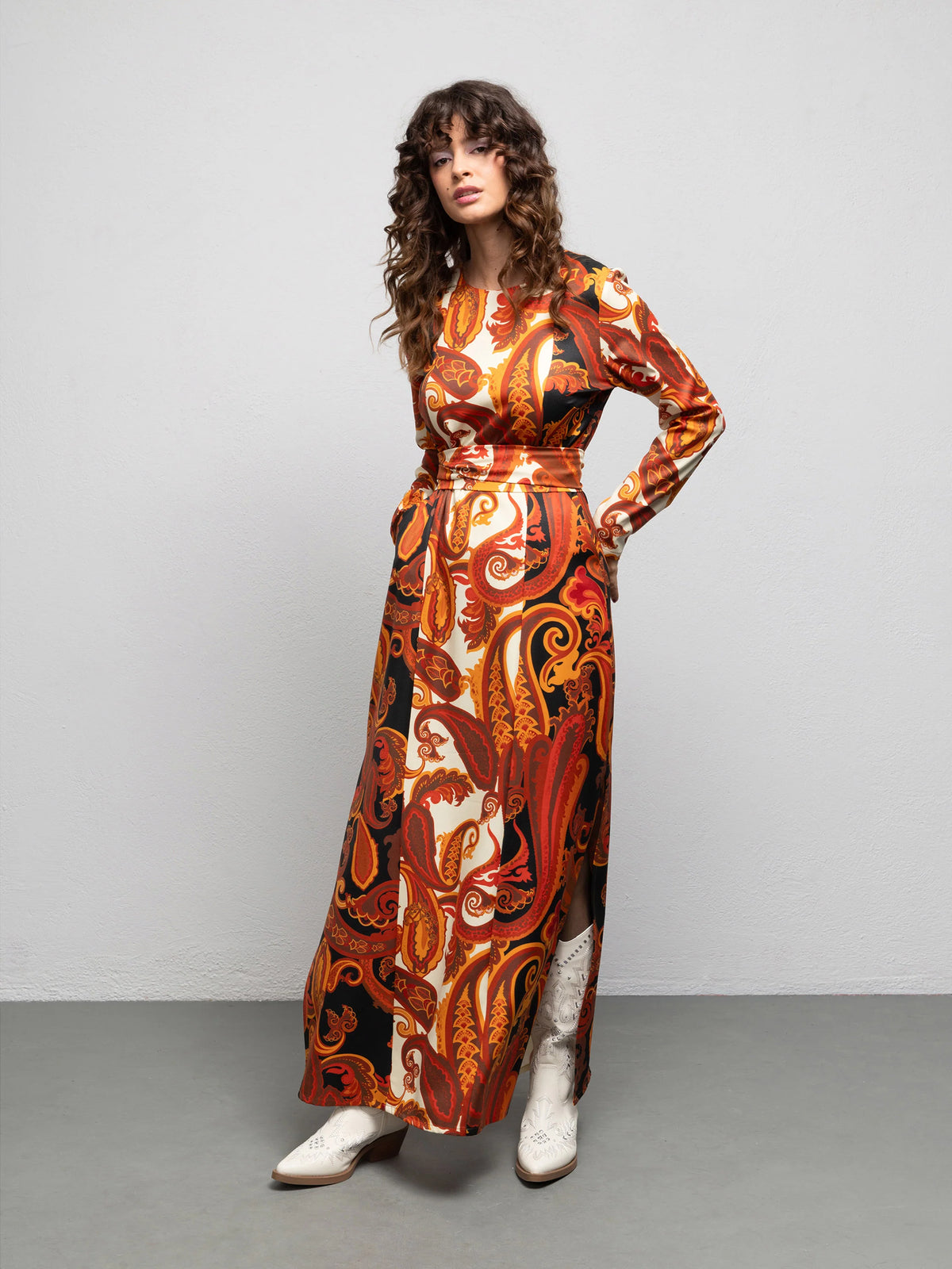WE__ARE
TALITHA DRESS - PAISLEY