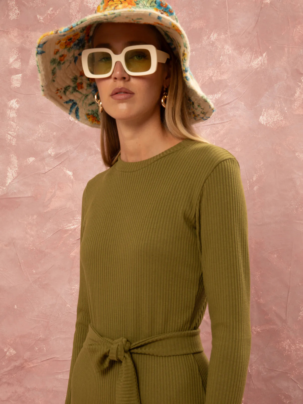 WE__ARE
KNITTED RIBBED DRESS - LIME