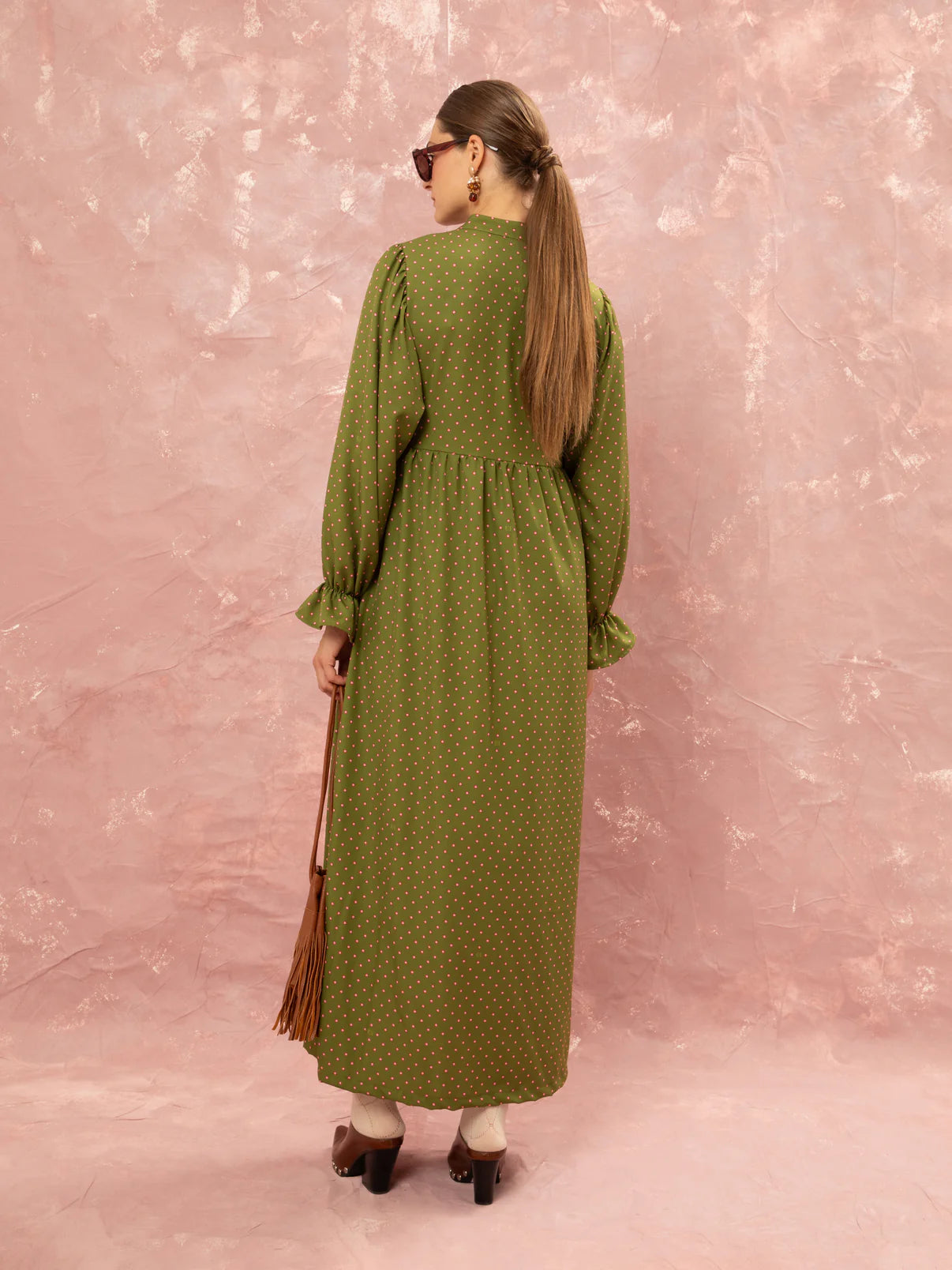 WE__ARE
MAO COLLAR MAXI DRESS - FLORAL DOT LIME