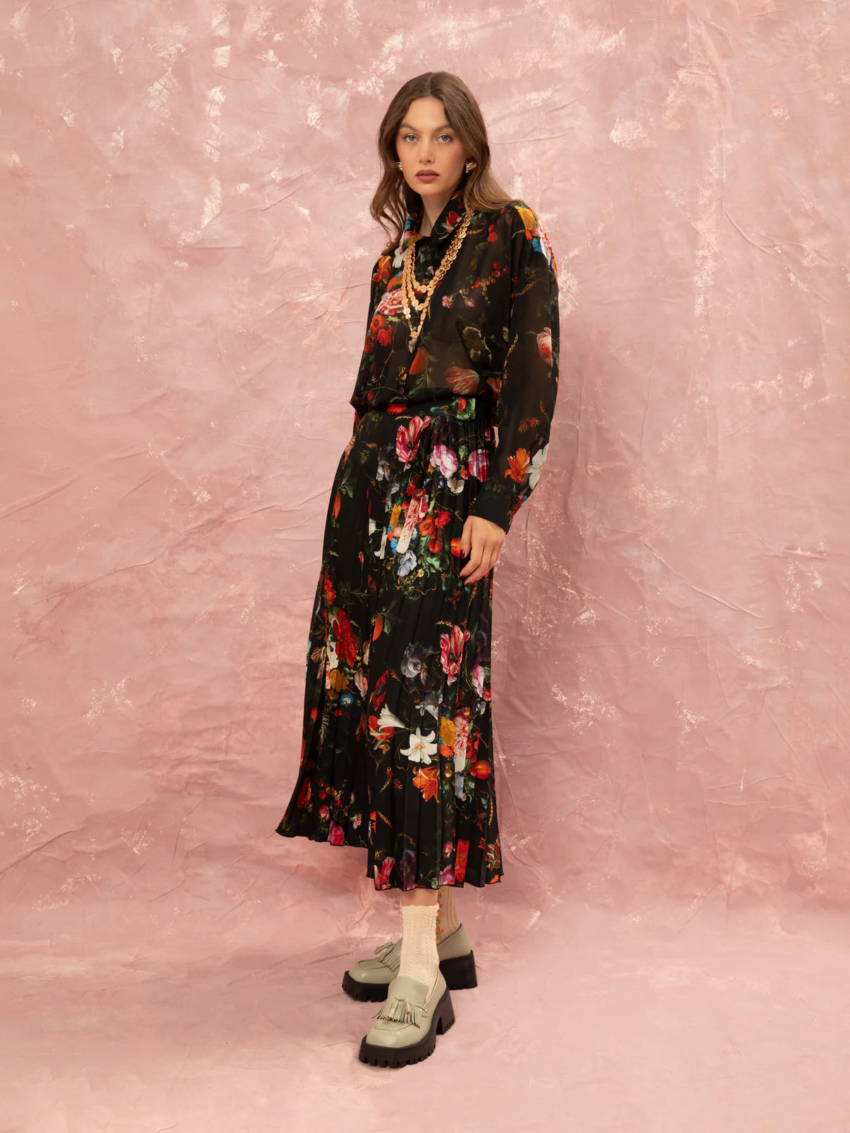 WE__ARE
PLEATED MAXI SKIRT - STILL LIFE