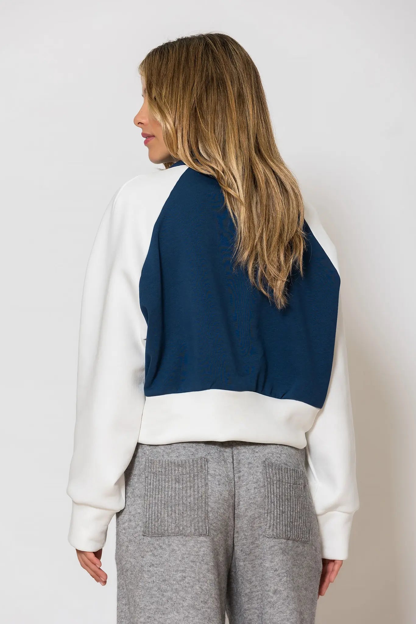 Logo Embroidered Two-Tone Crop Sweater Blue
