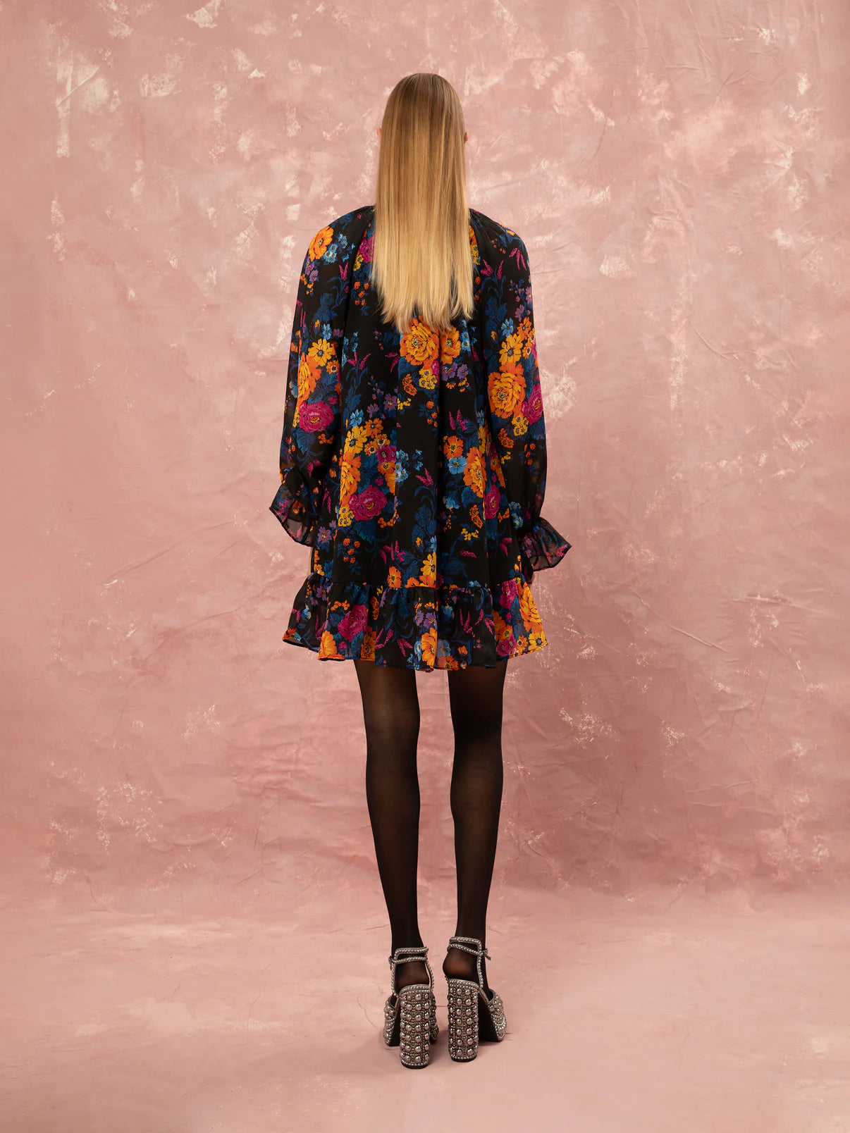 WE__ARE
CHIFFON MINI DRESS - TAPETSARIA BLACK