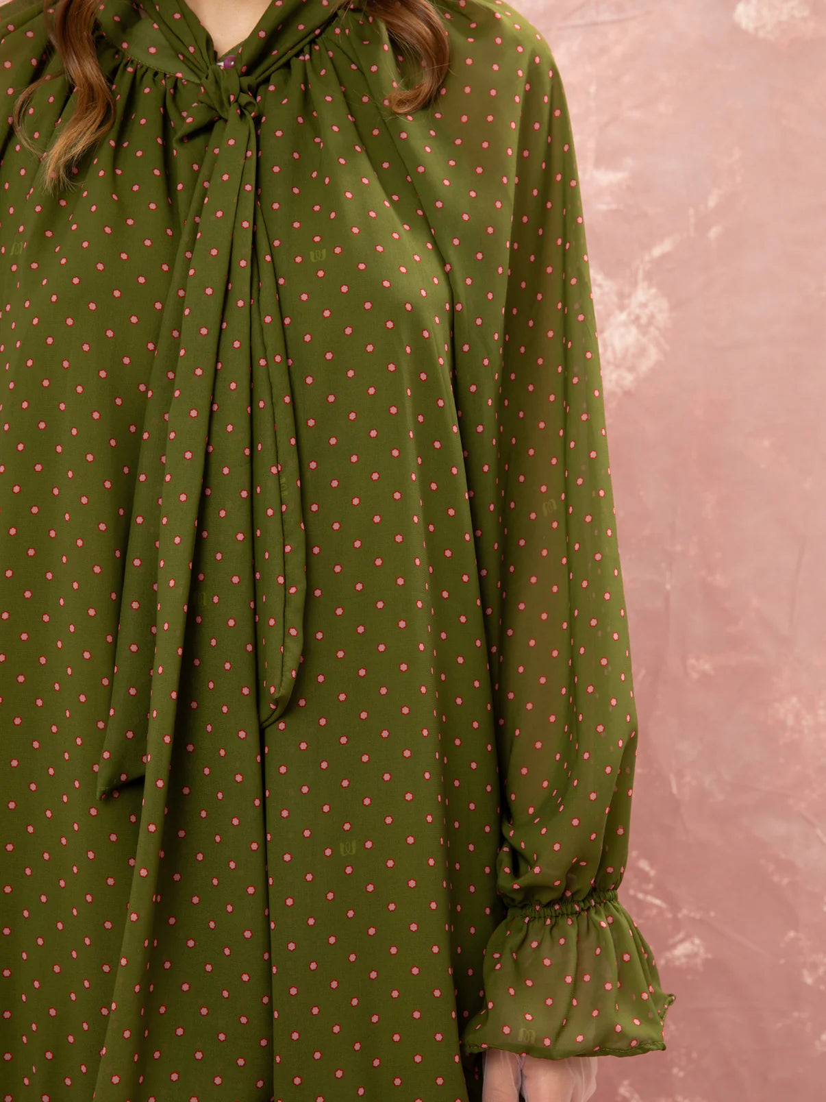 WE__ARE
CHIFFON MINI DRESS - FLORAL DOT LIME