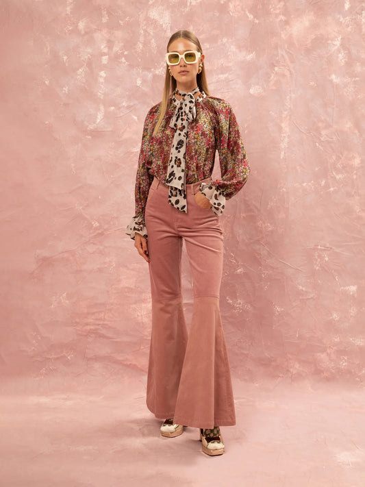 WE__ARE
CORDUROY FLARED PANTS - PINK