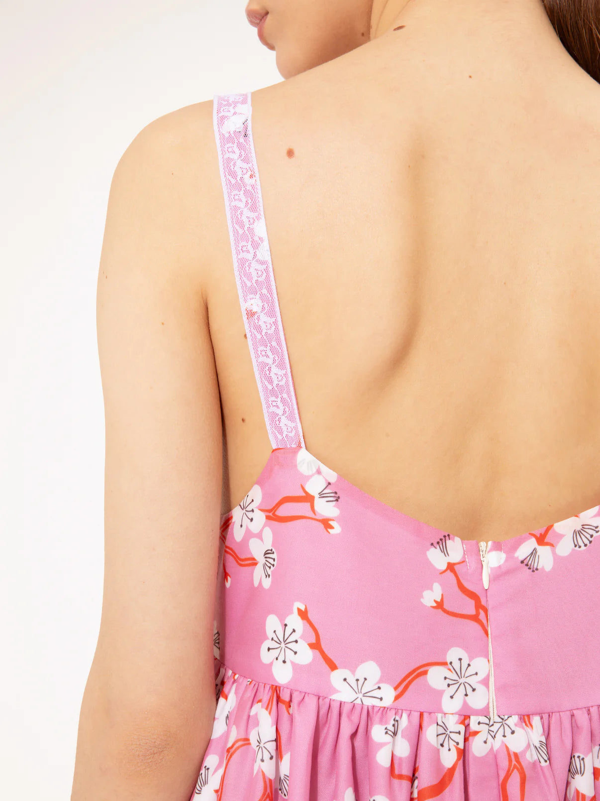 WE__ARE
TIERED MIDI DRESS AMIGDALIA PINK