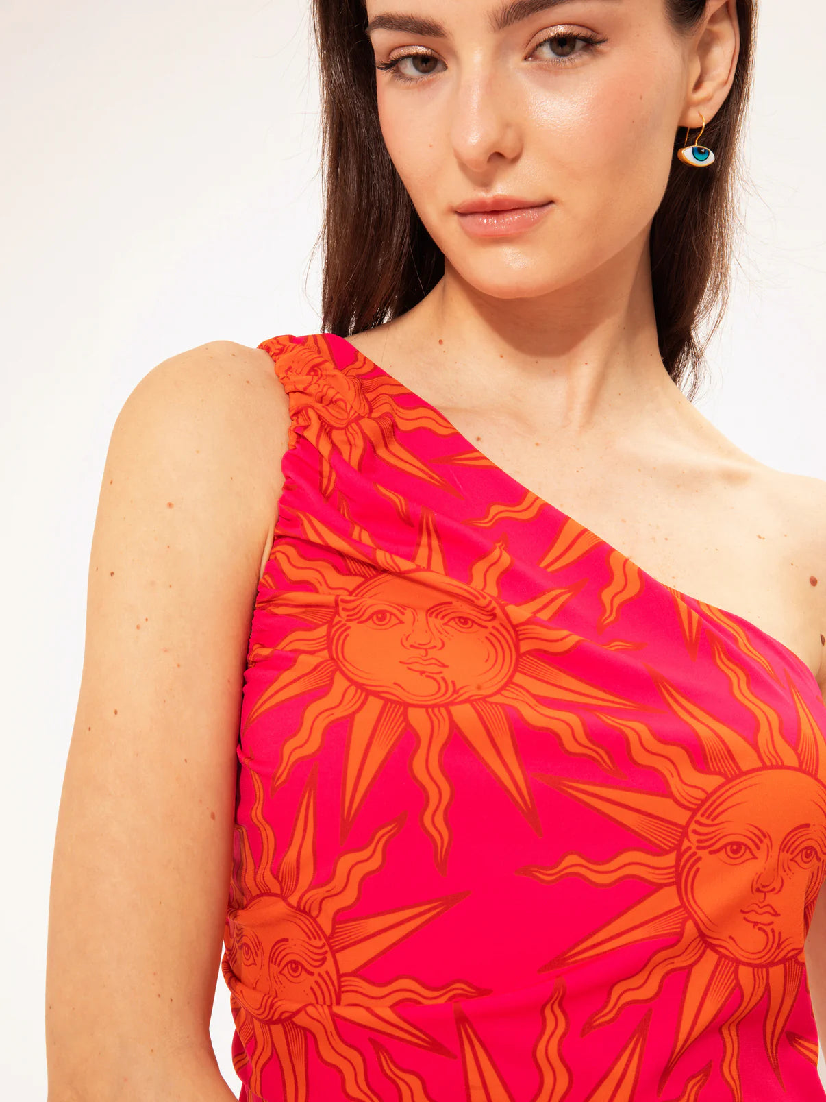 We are 
ONE-SHOULDER JERSEY MAXI DRESS SUNS