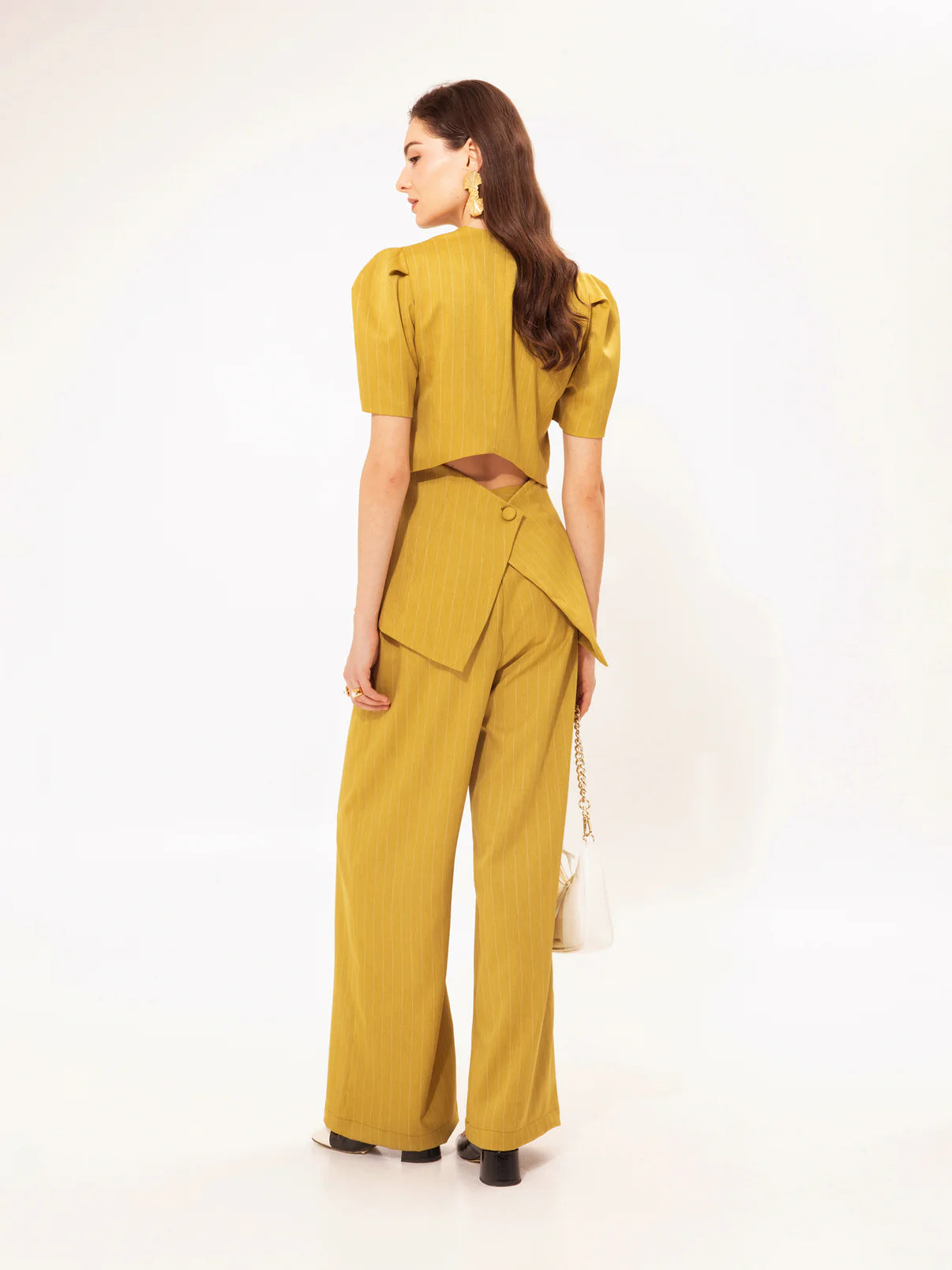 We are PLEATED CLASSIC PANTS LIME