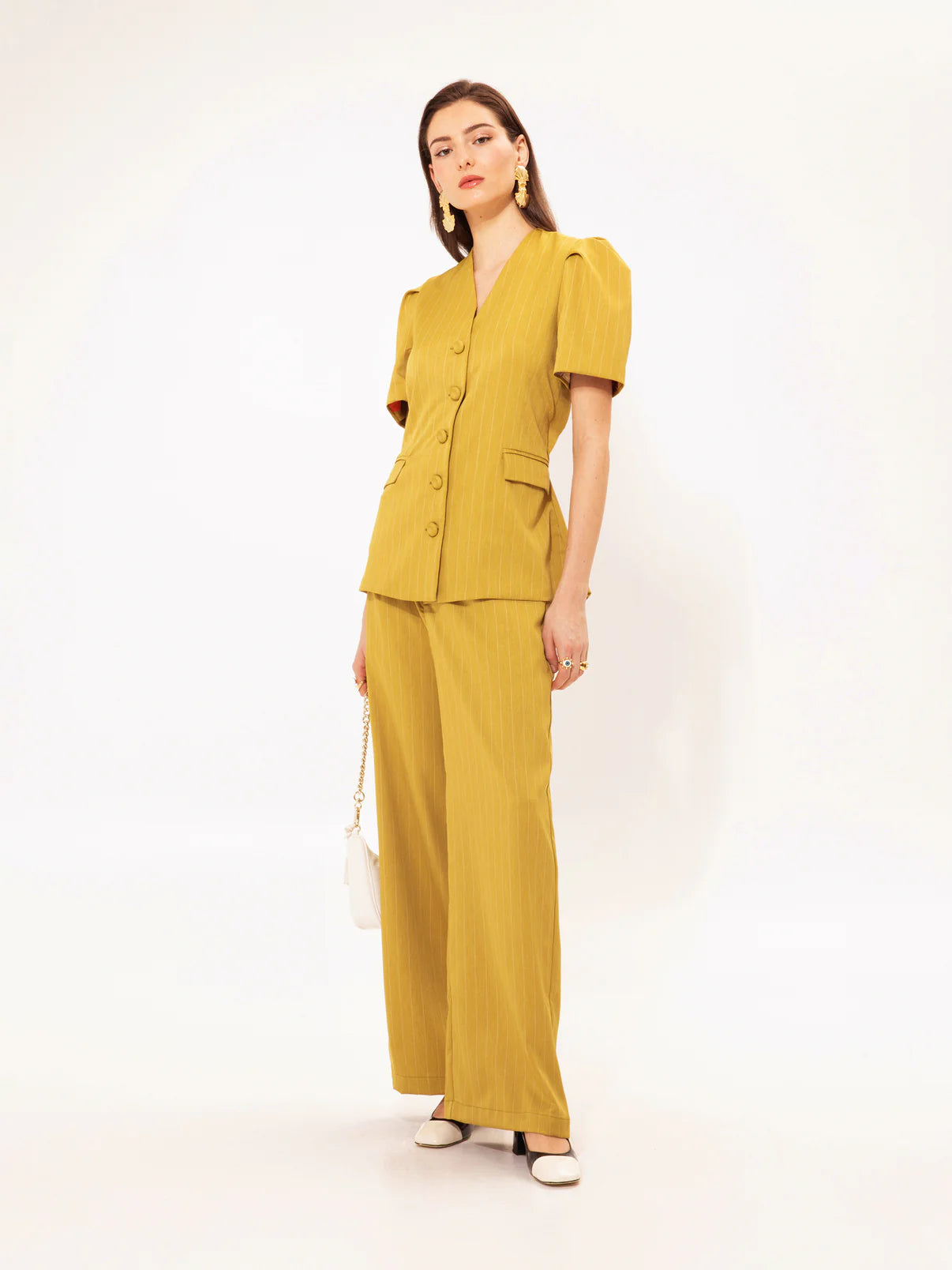 We are SHORT-SLEEVE BLAZER-TOP LIME
