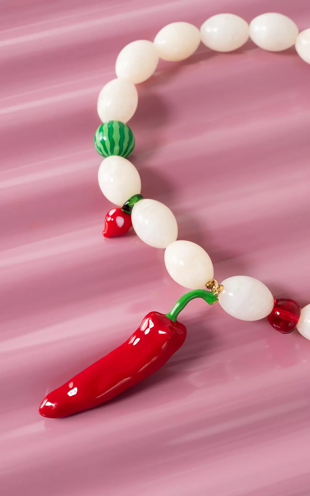 Adjustable chain