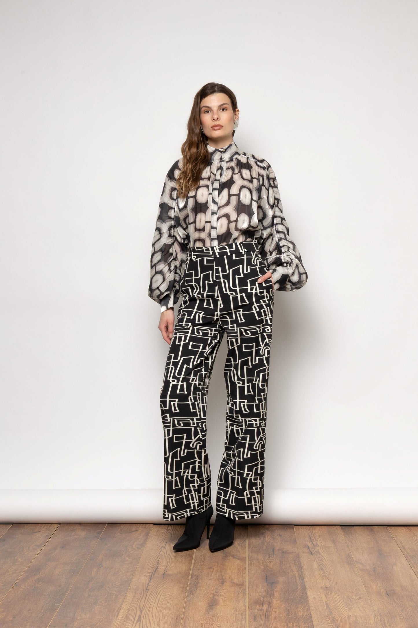 Nema Resort Wear “Reginie” Shirt