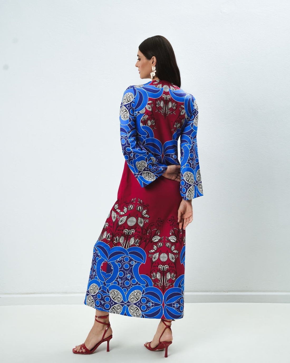 EIRIANNA
BLUE SWAN LONG DRESS