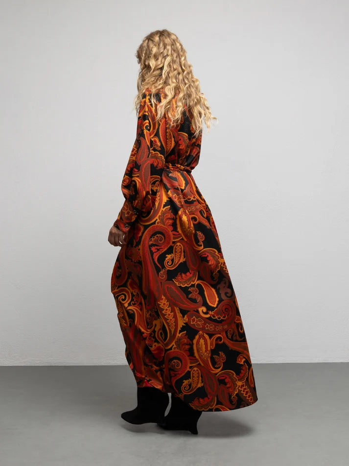 WE__ARE MANHATTAN DRESS - PAISLEY BLACK