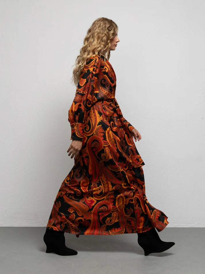 WE__ARE MANHATTAN DRESS - PAISLEY BLACK