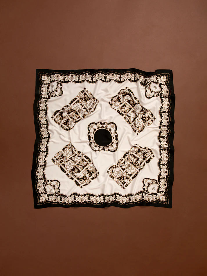 WE__ARE SATIN SCARF/TOP - SEMEDAKI